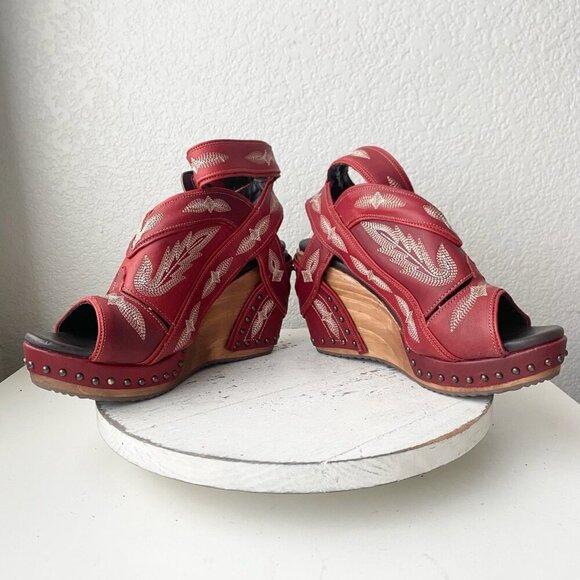Lane Boots LEXINGTON Womens Red Wedges 9 Western Sandals Cowgirl Wooden Heels - Picture 7 of 11